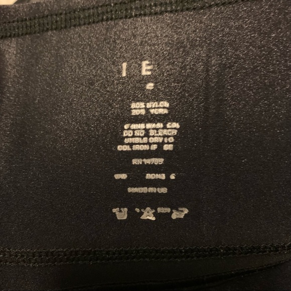 Carbon38 High Rise 7/8 Legging in Takara Shine - Picture 7 of 7